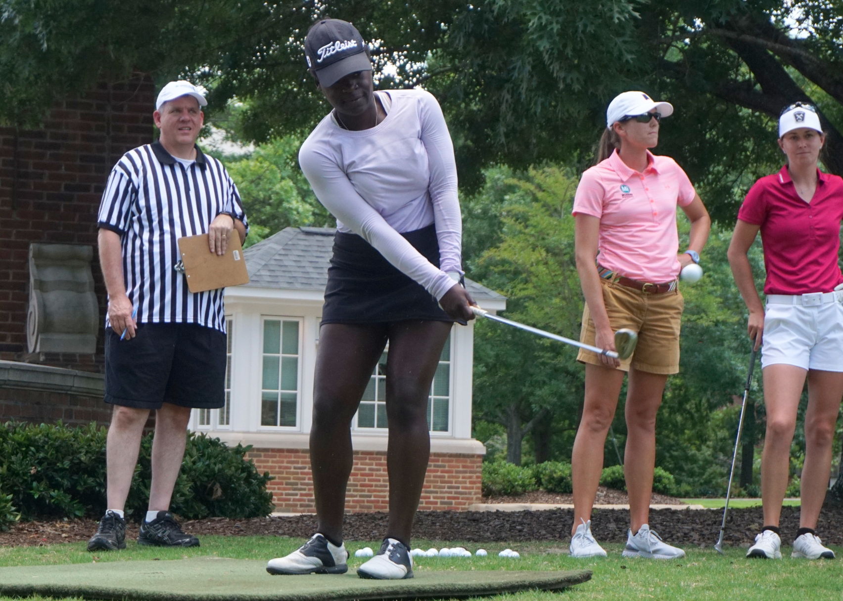 Closest to the Pin contest